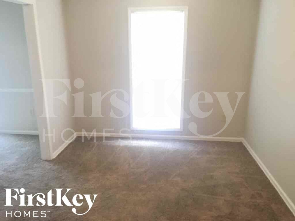 Building Photo - 5308 Timberdale Ave