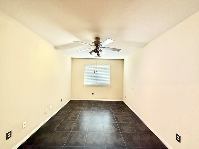 Building Photo - 8514 Spotslyvania Ln