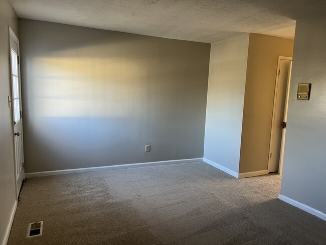 Building Photo - 2644 WMS Grant Reynolds Rd