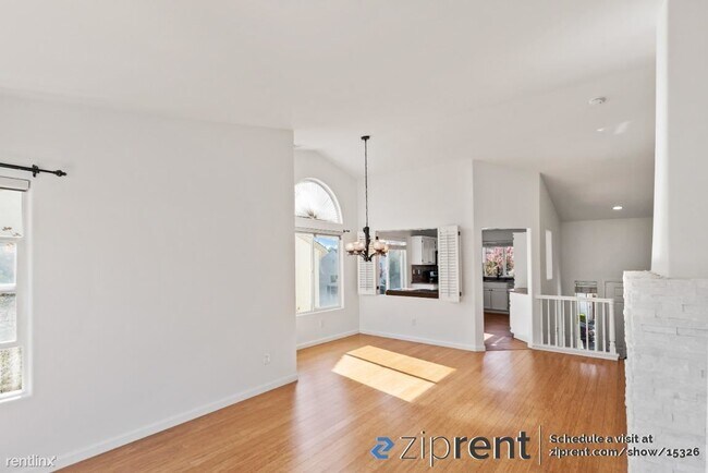 Building Photo - 3 br, 2.5 bath House - 436 Knollcrest Aven...