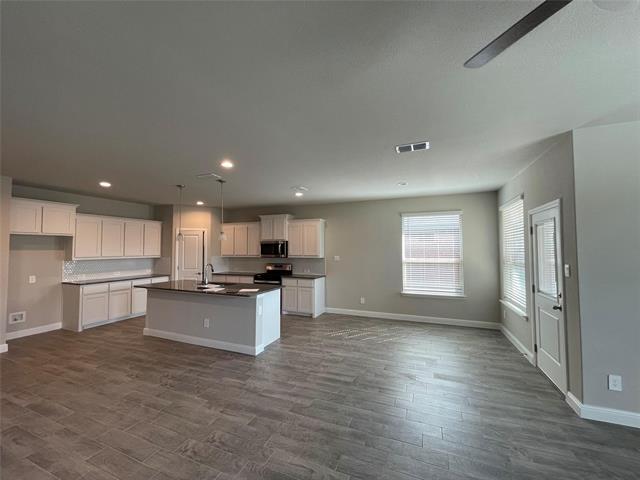 Building Photo - 15541 Balham Pass