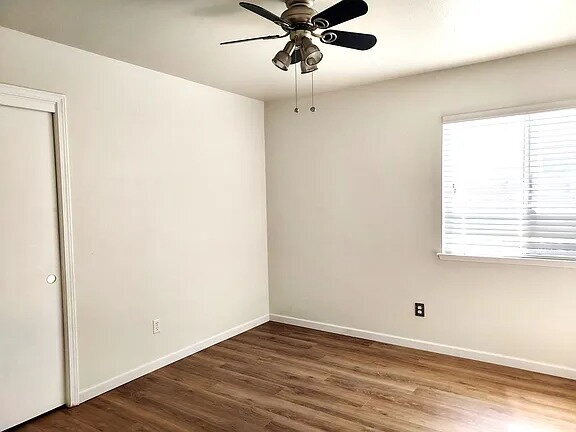 Building Photo - The 3-Bd , 2-Bth home is freshly renovated with new paint