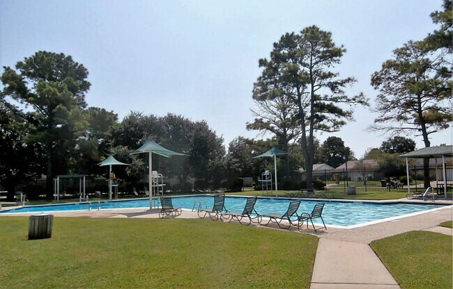 Building Photo - 10011 Appleridge Dr