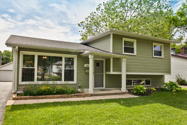 Building Photo - 648 N Greenview Ave