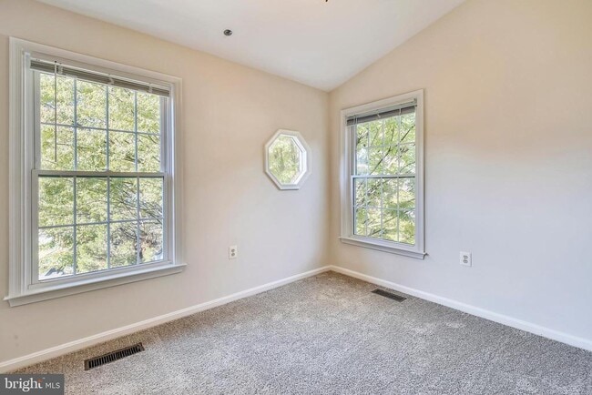 Building Photo - 11801 Rockaway Ln