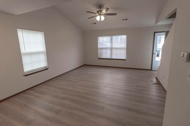 Building Photo - 1627 Bold Ruler Ct