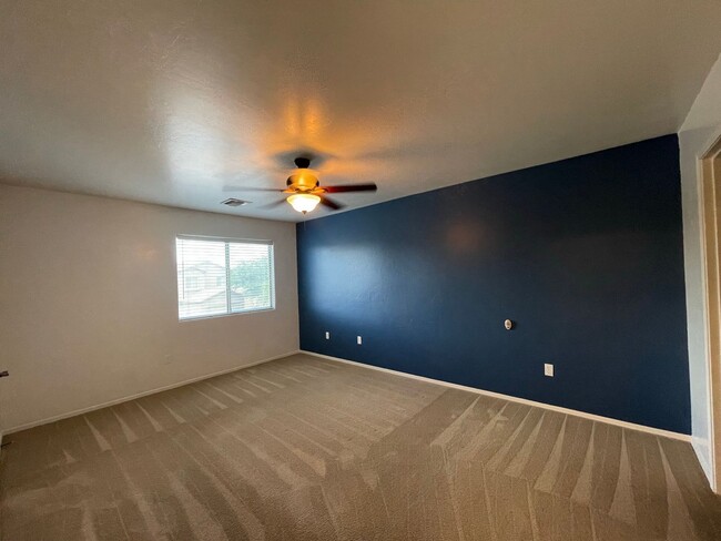 Building Photo - 3 Bedroom 2.5 Bath Home in Julian Ranch wi...