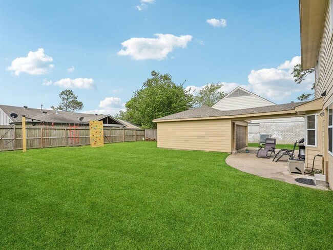 Building Photo - 15414 Lanswick Dr