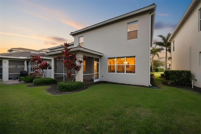 Building Photo - 964 Banyan Dr