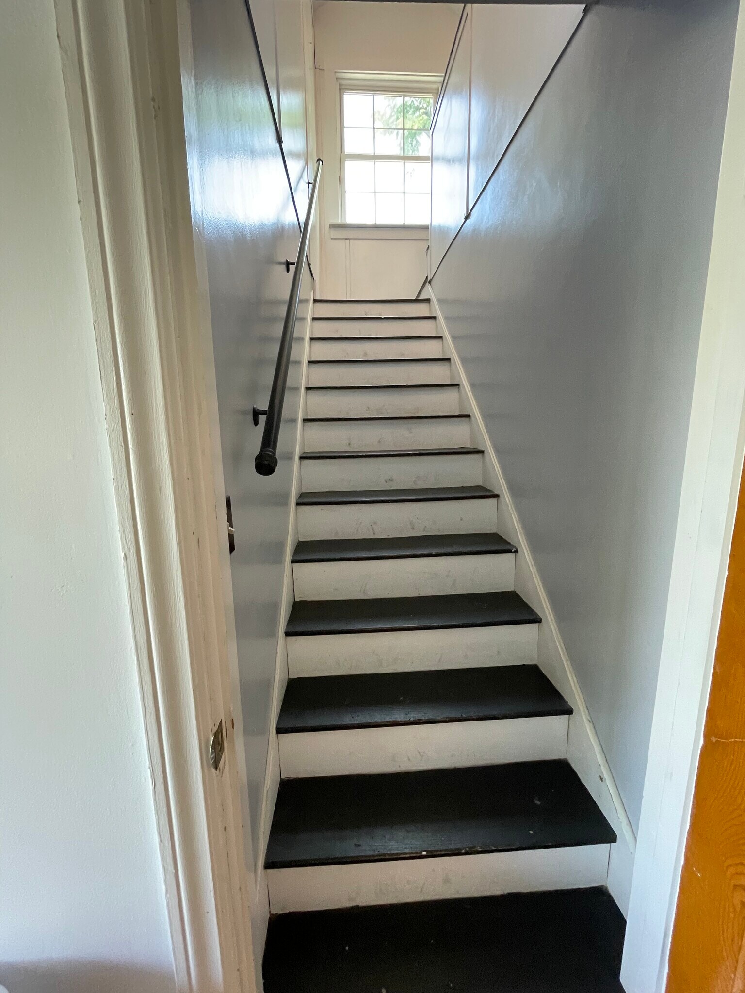 Stairs to Master Bedroom - 4148 S Pipestone Rd
