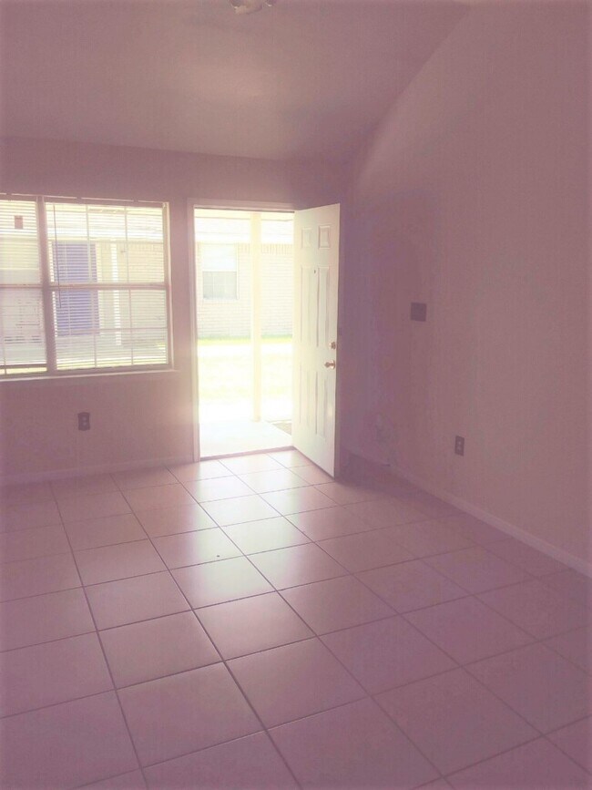 Building Photo - 804 Industrial Ave