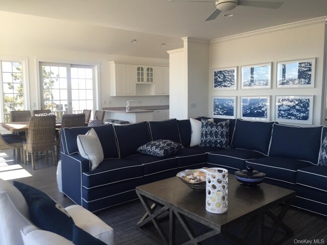 Building Photo - 939 Dune Rd