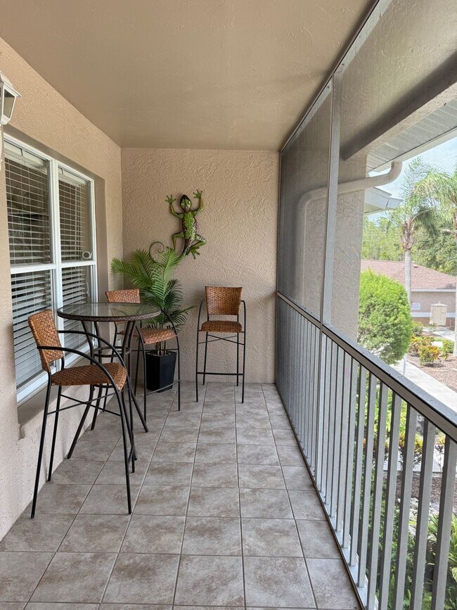 Building Photo - Lakeview 2 Bedroom 2 Bath Condo on Golf Co...