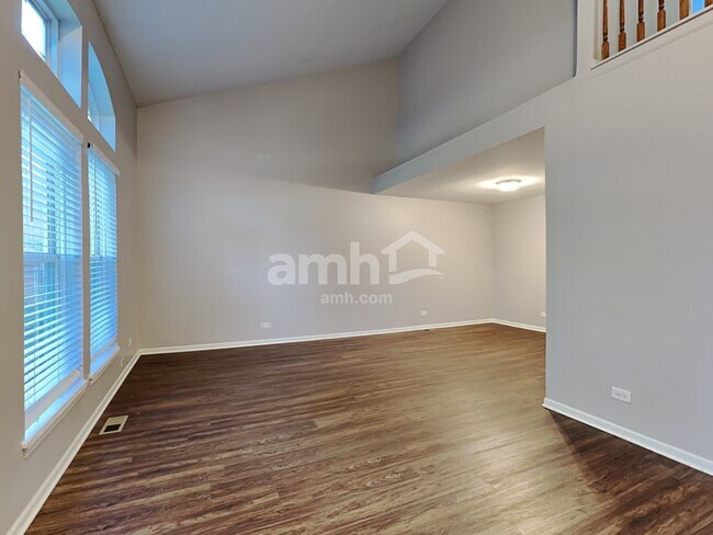 Building Photo - 1186 Blackburn Dr