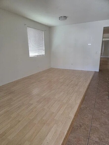 Building Photo - 16963 Tack Ln