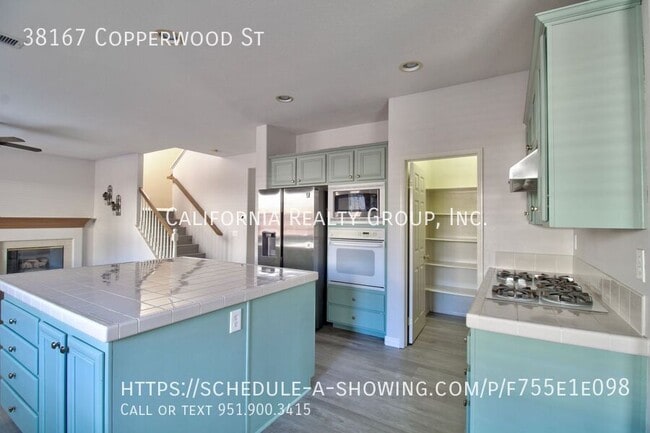 Building Photo - 38167 Copperwood St