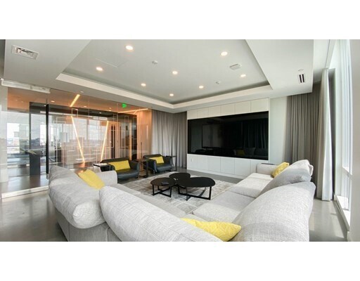 Building Photo - 188 Brookline Ave