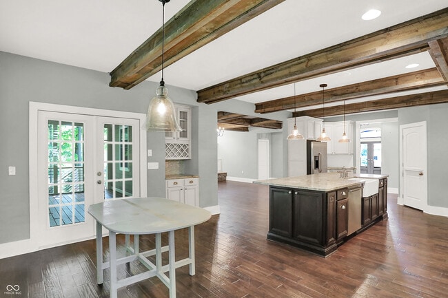 Building Photo - 16893 Oak Manor Dr