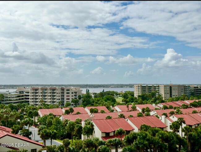 Building Photo - 2967 S Atlantic Ave