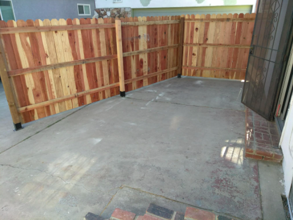 Outdoor Patio - 5733 S Rimpau Blvd