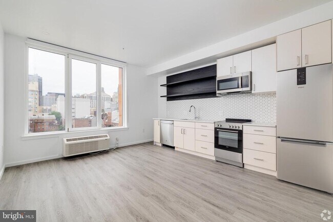 Building Photo - 1201 Vine St