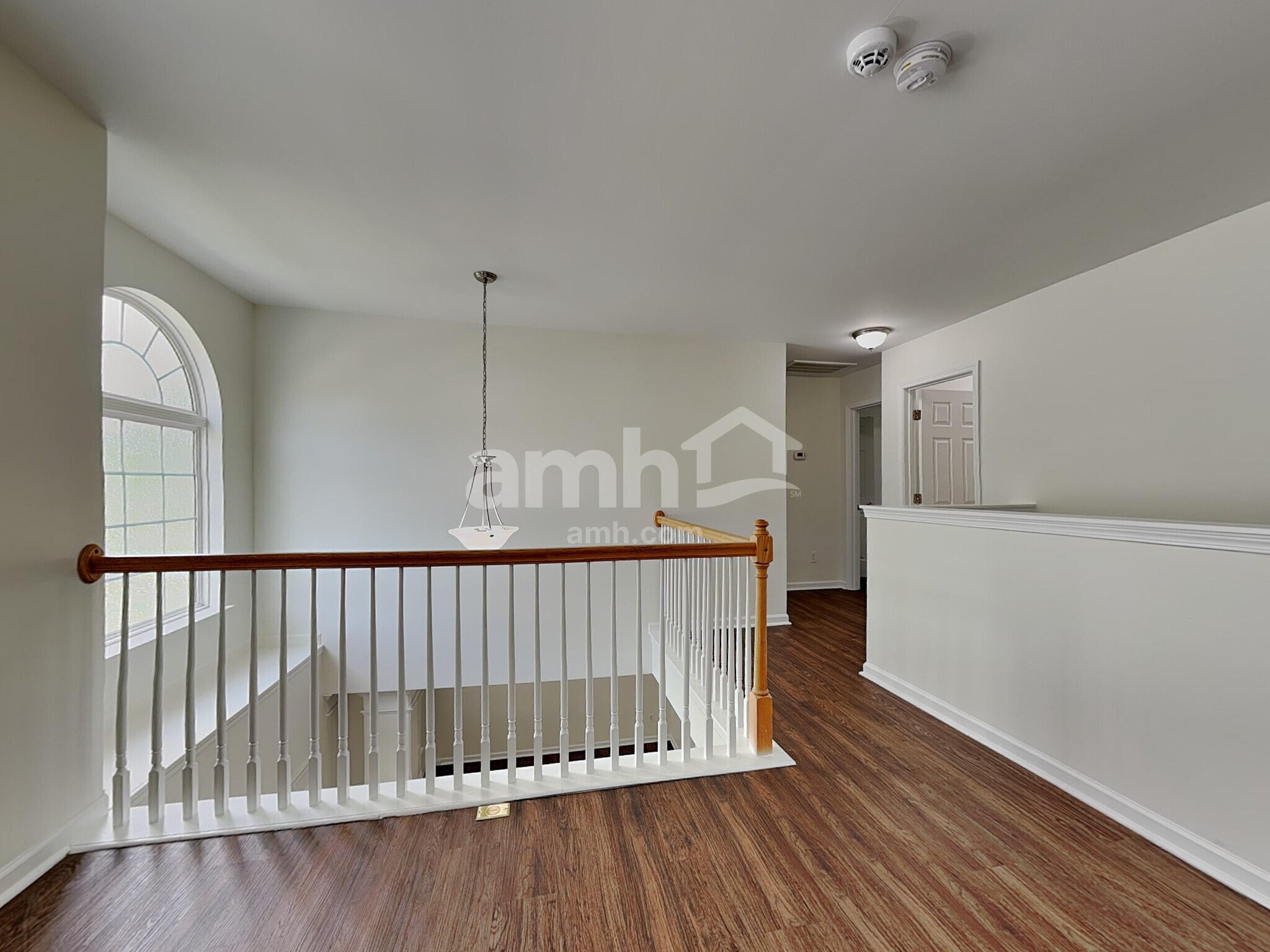 Building Photo - 5223 Sunriver Rd
