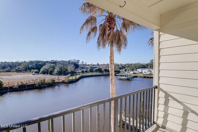 Building Photo - 1400 Mill Rd