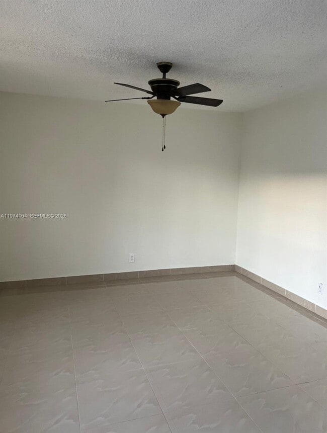 Building Photo - 3928 SW 67th Way