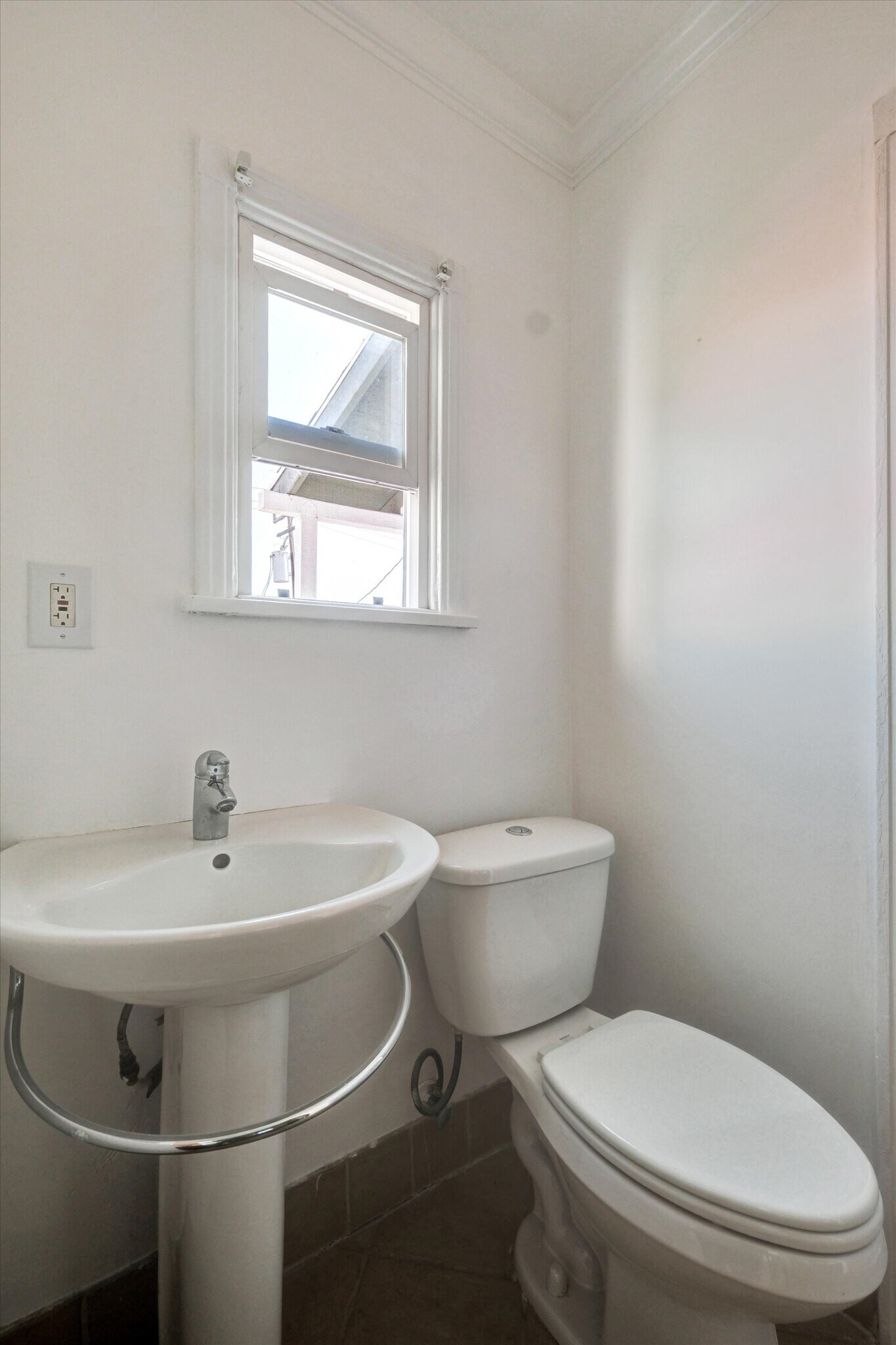 Building Photo - 458 Smithwood Dr