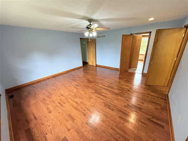 Building Photo - 150 Nolin Rd