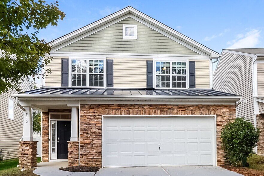 Building Photo - 812 Old Forester Ln