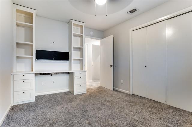 Building Photo - 717 Torrance Dr