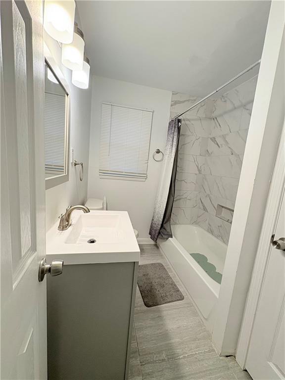 Building Photo - 850 James St NW