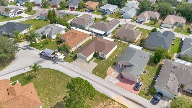 Building Photo - 50989 U S 27 Unit