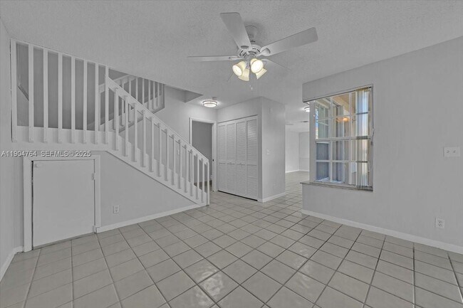 Building Photo - 11050 Nautilus Dr