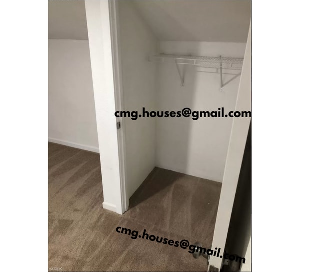 Building Photo - 14602 Portland Ave SW