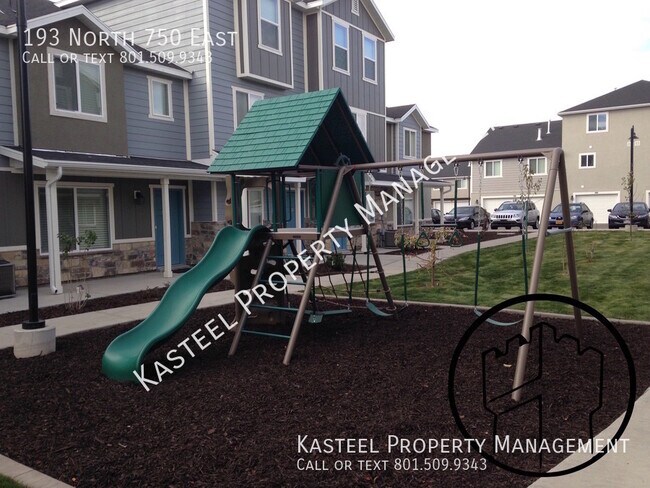 Building Photo - 193 N 750 E St