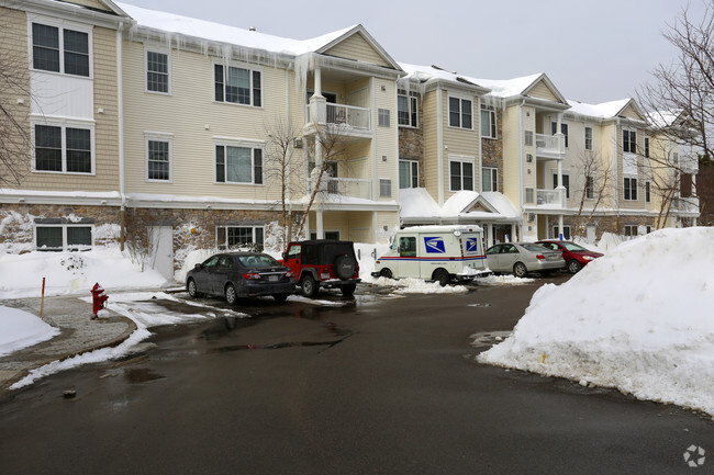 Building Photo - Blue Hill Commons