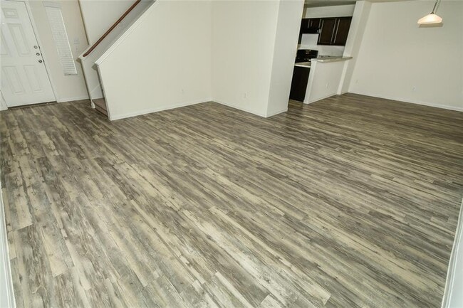 Building Photo - 5807 Dawn Terrace Ct