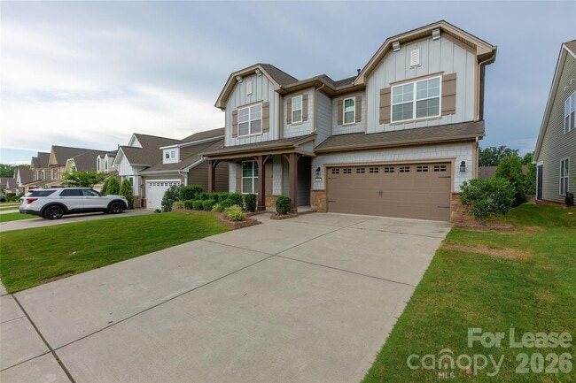 Building Photo - 1310 Middlecrest Dr NW