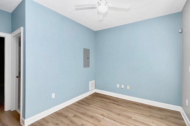 Building Photo - 608 Garden District Dr