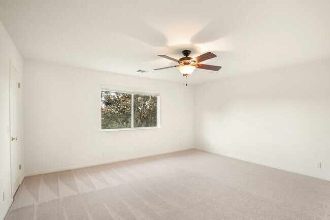 Building Photo - 2514 Crenshaw Dr