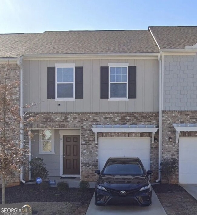 Primary Photo - 136 Swindon Dr