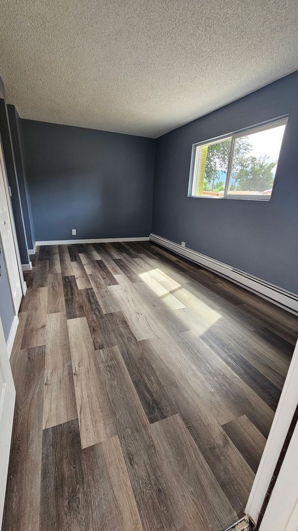 Building Photo - $500 OFF FIRST MONTH SPECIAL | $1011 | 2BR/1BA | Pet-Friendly 4Plex near Memorial Park in Colorad...