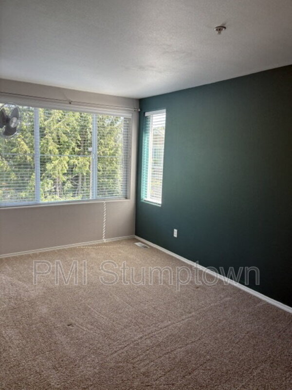 Building Photo - 14184 SW Barrows Rd
