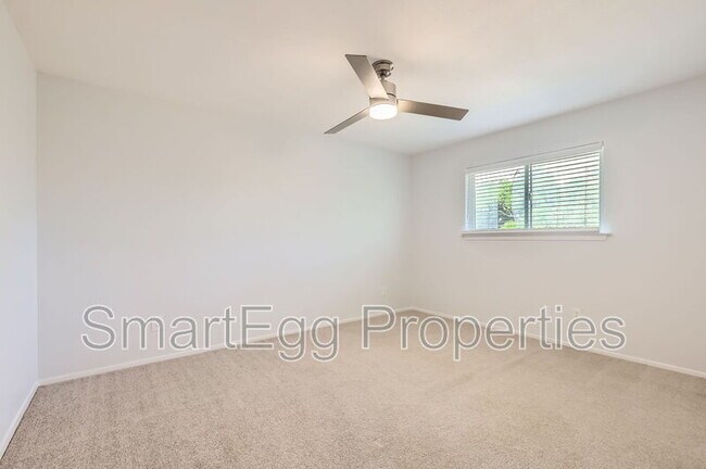 Building Photo - 11426 Bristle Oak Trail