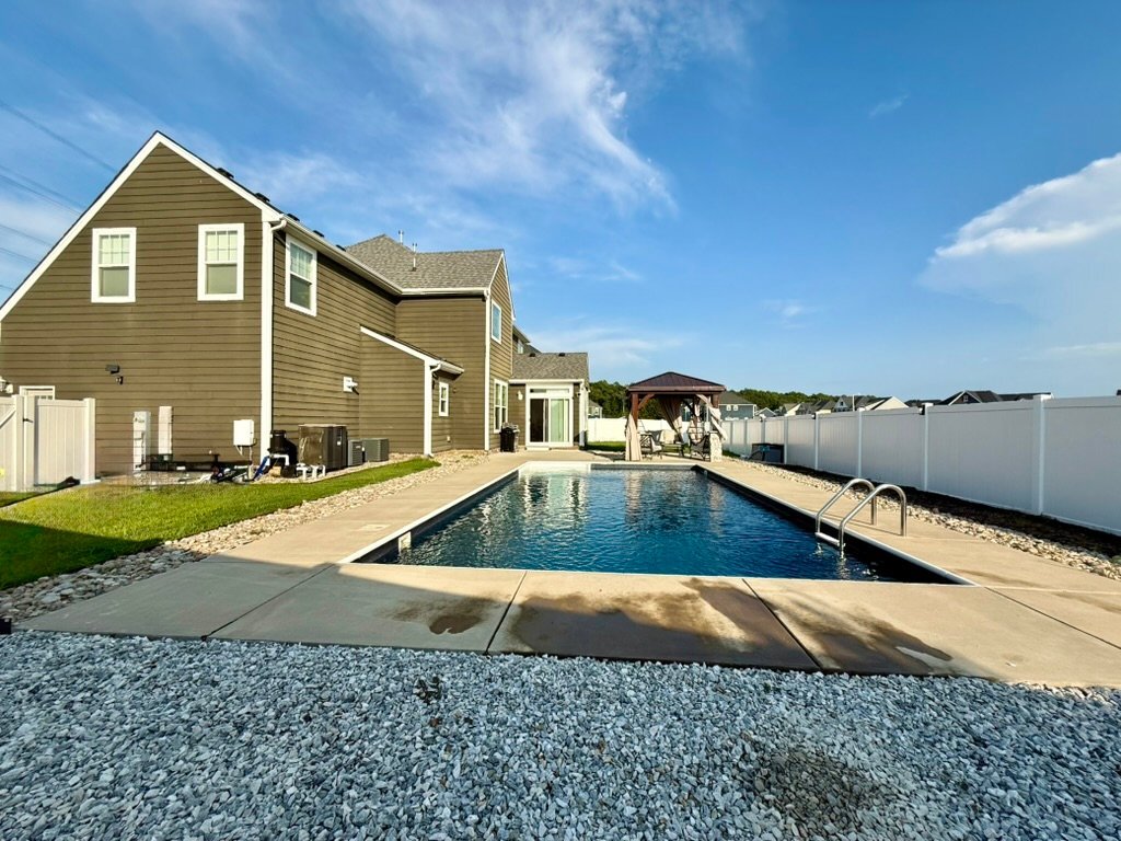 Building Photo - 937 Arrowleaf Way