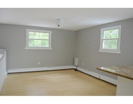 Building Photo - 512-514-514 Gleasondale Rd