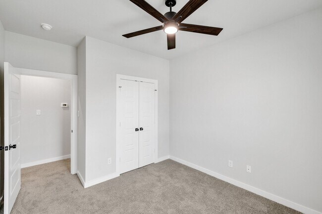 Building Photo - 4045 Clovis St