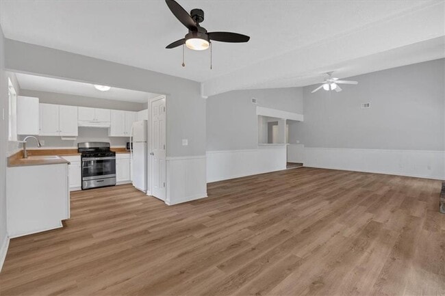 Building Photo - 4740 Jamerson Forest Pkwy